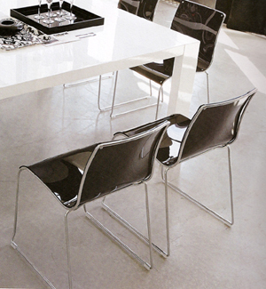 Lavabos et chaises
