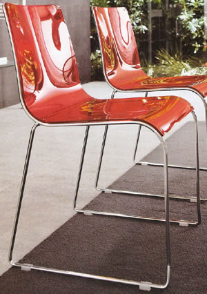 Lavabos et chaises